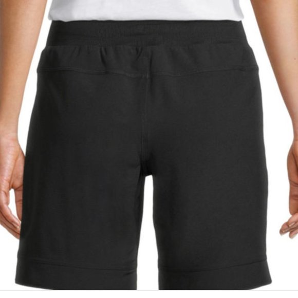 NWT - St. John's Bay Womens Bermuda Short. Black. Small - Picture 2 of 9